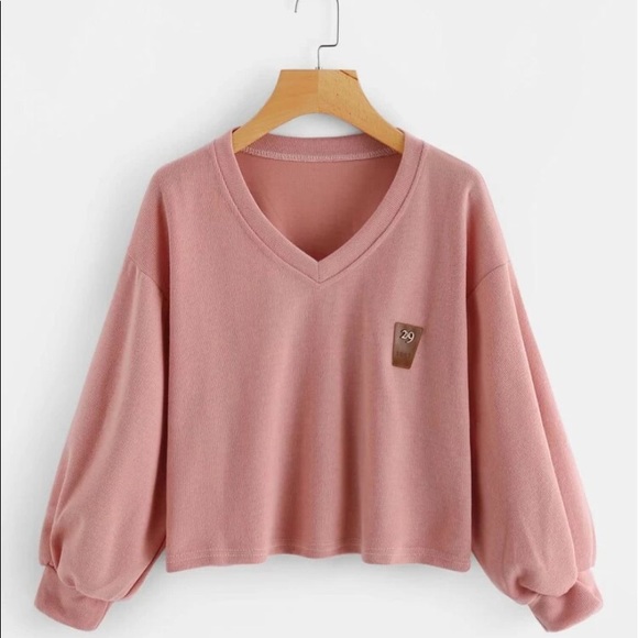 Tops - ❤️ 3 for $20 ❤️ Pink Crop sweater